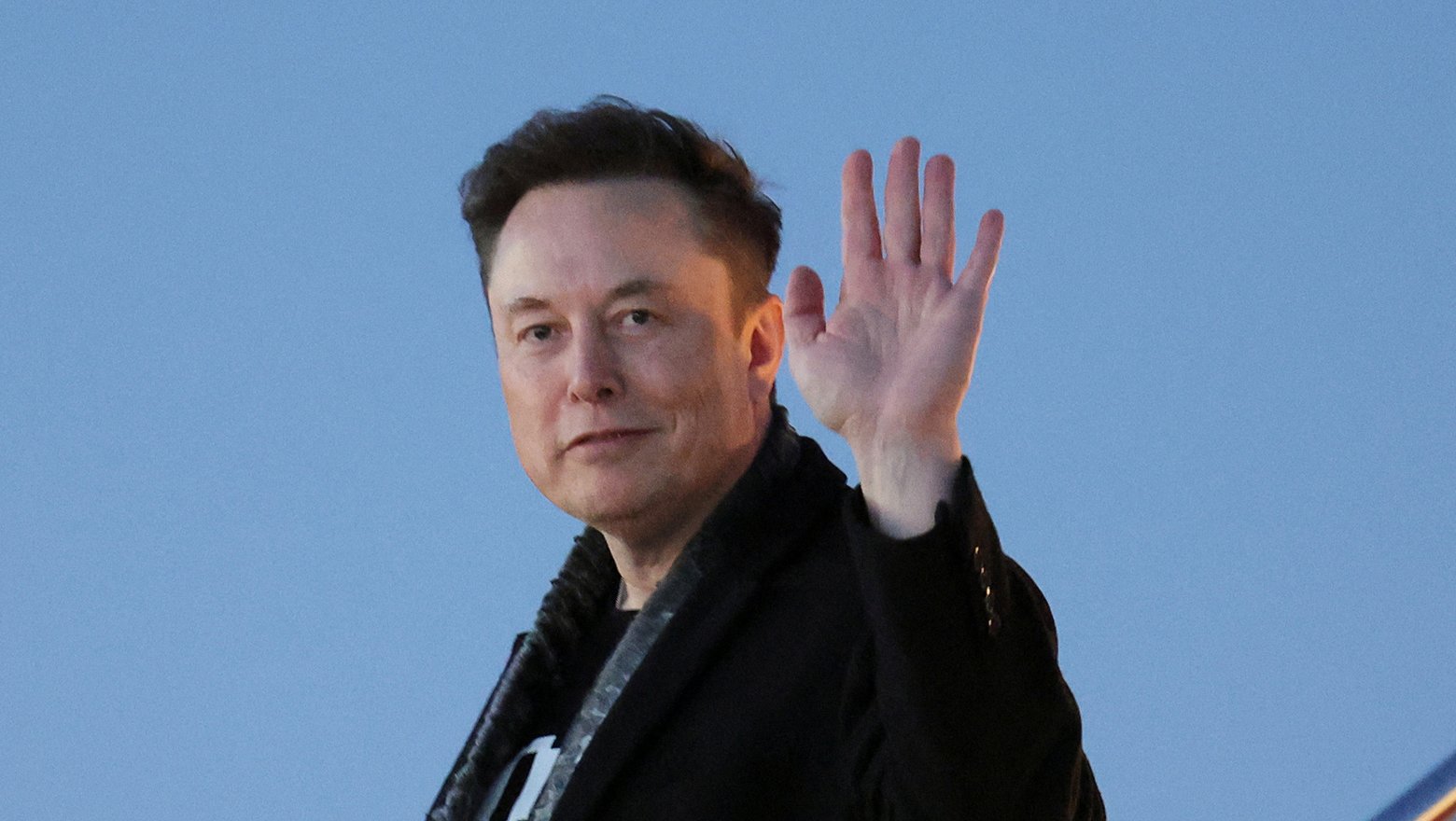 Šokējošs nav fakts, ka Elons Musk 2025. gadā zaudēja 80 miljardus dolāru, bet gan tas, ka citi nopelnīja 102 miljardus dolāru.