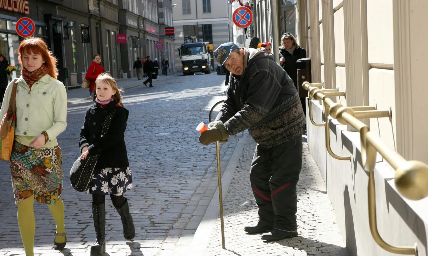 Viņš 20 gadus dzīvoja kā ubags, sakrāja vairāk nekā pusmiljonu eiro, bet tagad saka: «Tas ir bezjēdzīgi».