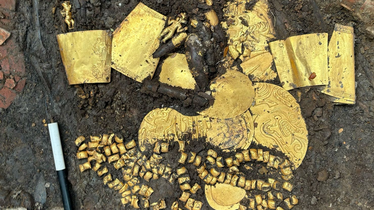 Gadsimta atradums | Atklāta 110 kilogramu smaga kapavieta, kas piepildīta ar zeltu: tās vērtība ir 90 miljoni dolāru, un tā pieder visai valstij